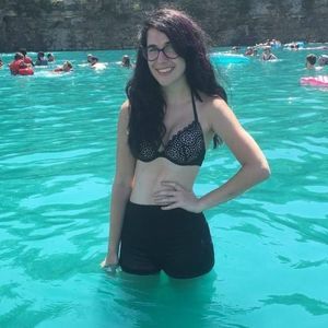 Meet your Posher, Kara